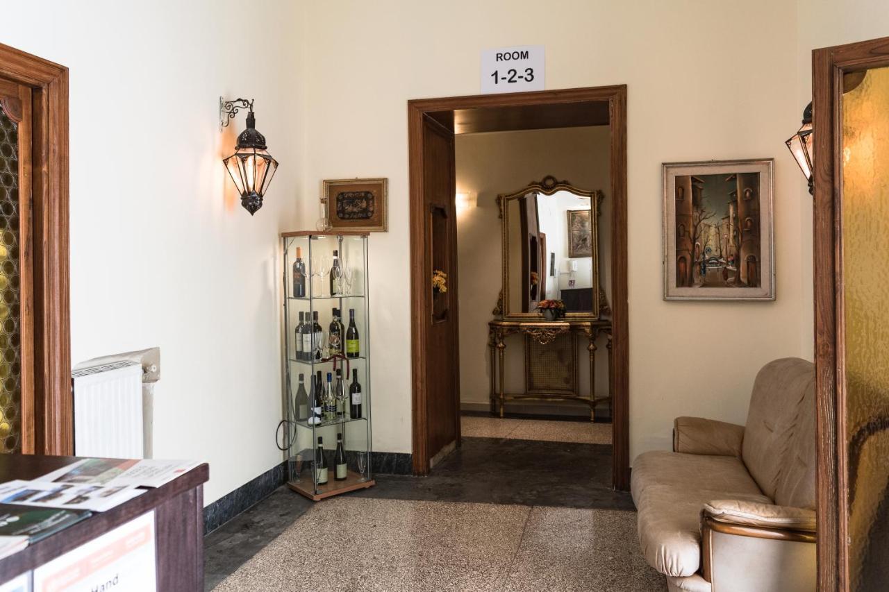 Antica Terrazza Frascati Bed & Breakfast Bagian luar foto