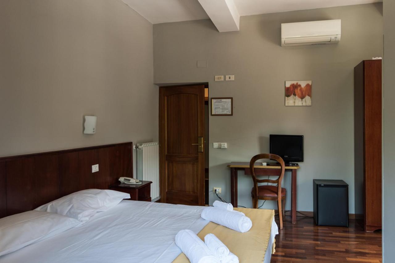 Antica Terrazza Frascati Bed & Breakfast Bagian luar foto