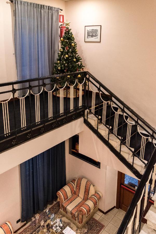 Antica Terrazza Frascati Bed & Breakfast Bagian luar foto