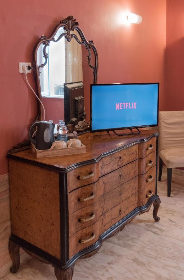Antica Terrazza Frascati Bed & Breakfast Bagian luar foto