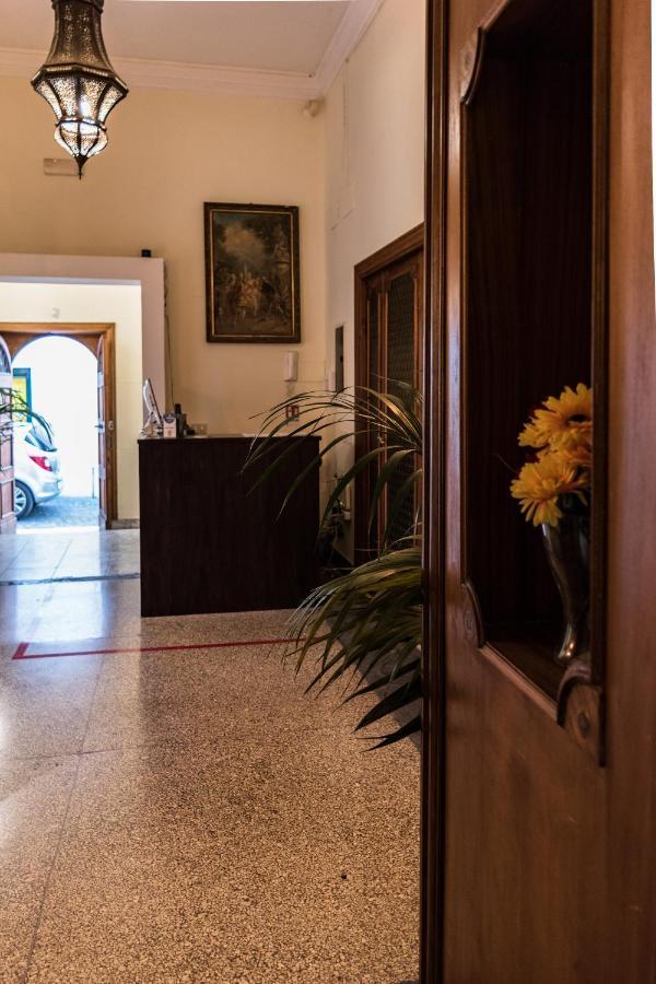 Antica Terrazza Frascati Bed & Breakfast Bagian luar foto